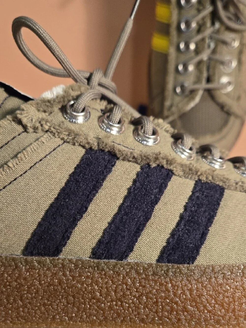 Size 10.5 - Adidas Originals Men's Campus 80S SFTM Shoes, Focus Olive/Black/Gum.